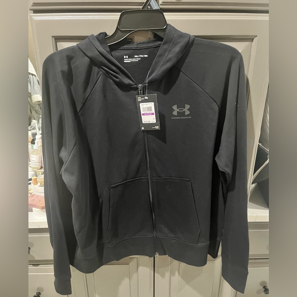 Under Armour women’s full zip hoody. NWT.